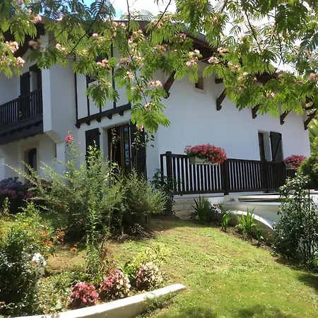 Gite Agur Villefranque Buitenkant foto